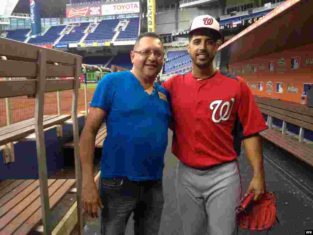 Gio González junto a nuestro reportero Edemio Navas.