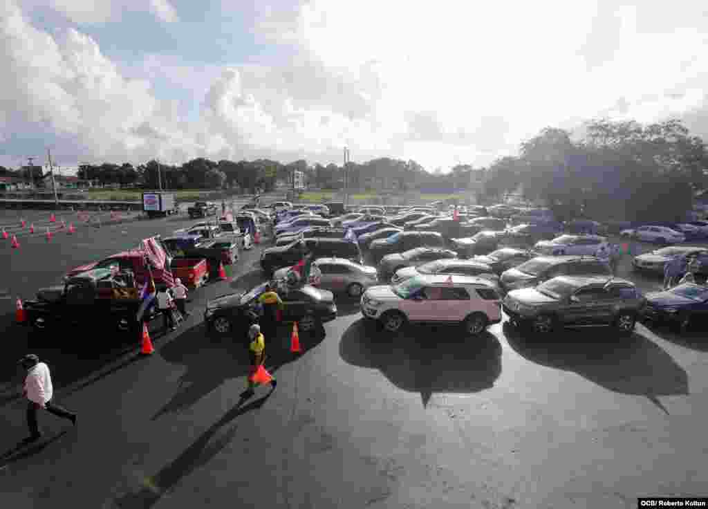 Caravana por la Libertad y la Democracia en Miami.