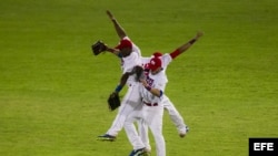 Indios de Mayaguez de Puerto Rico vs.Navegantes del Magallanes de Venezuela