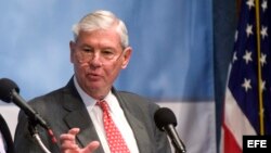 El ex senador de Florida Bob Graham, miembro de la comisión presidencial que investiga las causas del vertido de BP. 