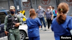 Trabajadores de las salud en Caracas. REUTERS/Manaure Quintero.