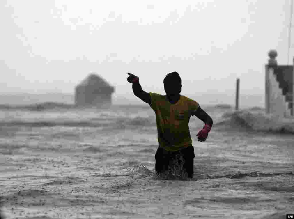 Irma se aleja de Cuba pero deja inundaciones severas en La Habana y Varadero