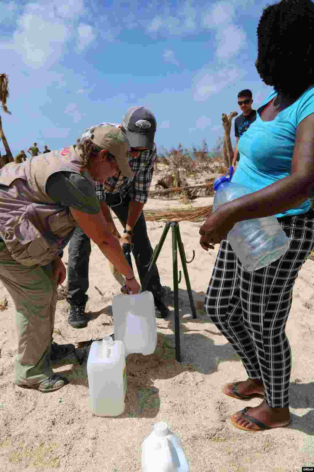 Ayuda a los damnificados por el paso de Irma en el Caribe