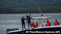 Una patrulla de guardafronteras de Cuba, en Artemisa, el 29 de junio de 2021. (AP/Ramon Espinosa/Archivo)