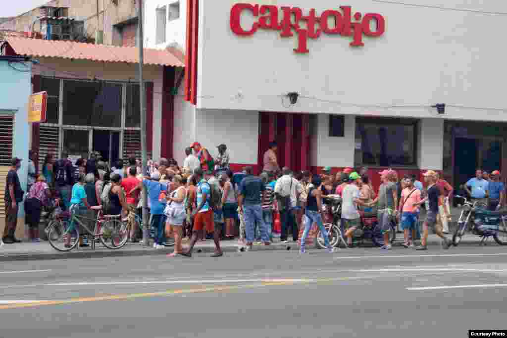 Preparativos en Santiago de Cuba. Foto Angélica Producciones