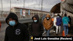 Migrantes en Ciudad Juárez, el 29 de enero de 2021. REUTERS/Jose Luis Gonzalez